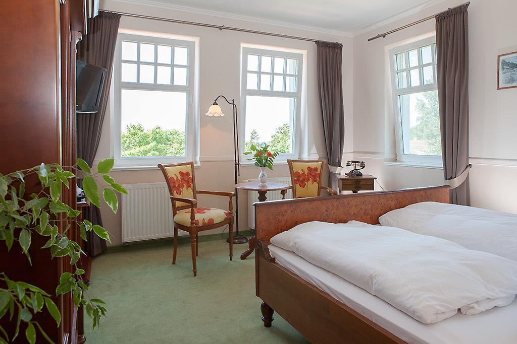 Hotel Zum Strandlaufer Ahrenshoop Room photo