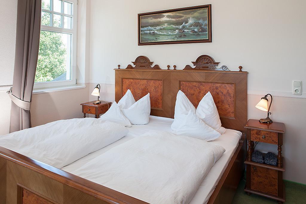 Hotel Zum Strandlaufer Ahrenshoop Room photo